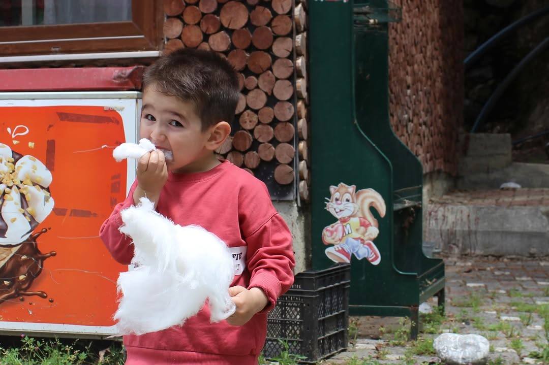 Kaymakamımız Sayın Feyza YILMAZ; 4-6 Yaş ve Yetişkin Kur’an Kursu Öğreticileri ve kursiyerlerinin düzenledikleri piknik etkinliğine katıldı.