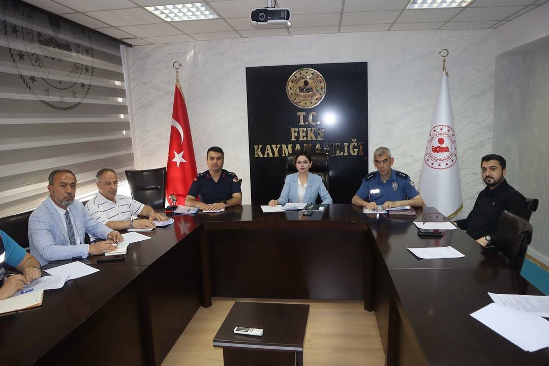 İlçemizde İlgili Kurum Amirlerinin Katılımıyla Bağımlılıkla Mücadele Toplantısı Gerçekleştirildi. 